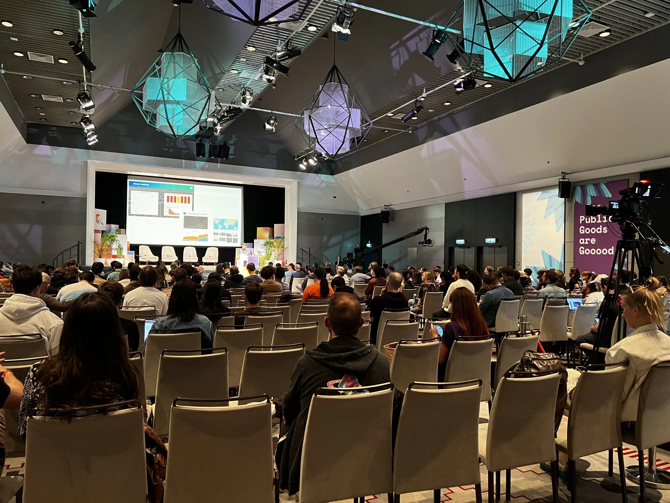 Future of governance for DAOs session  at DAOist Global Governance Gathering during  the Amsterdam Blockchain Week /  DevConnect AMS